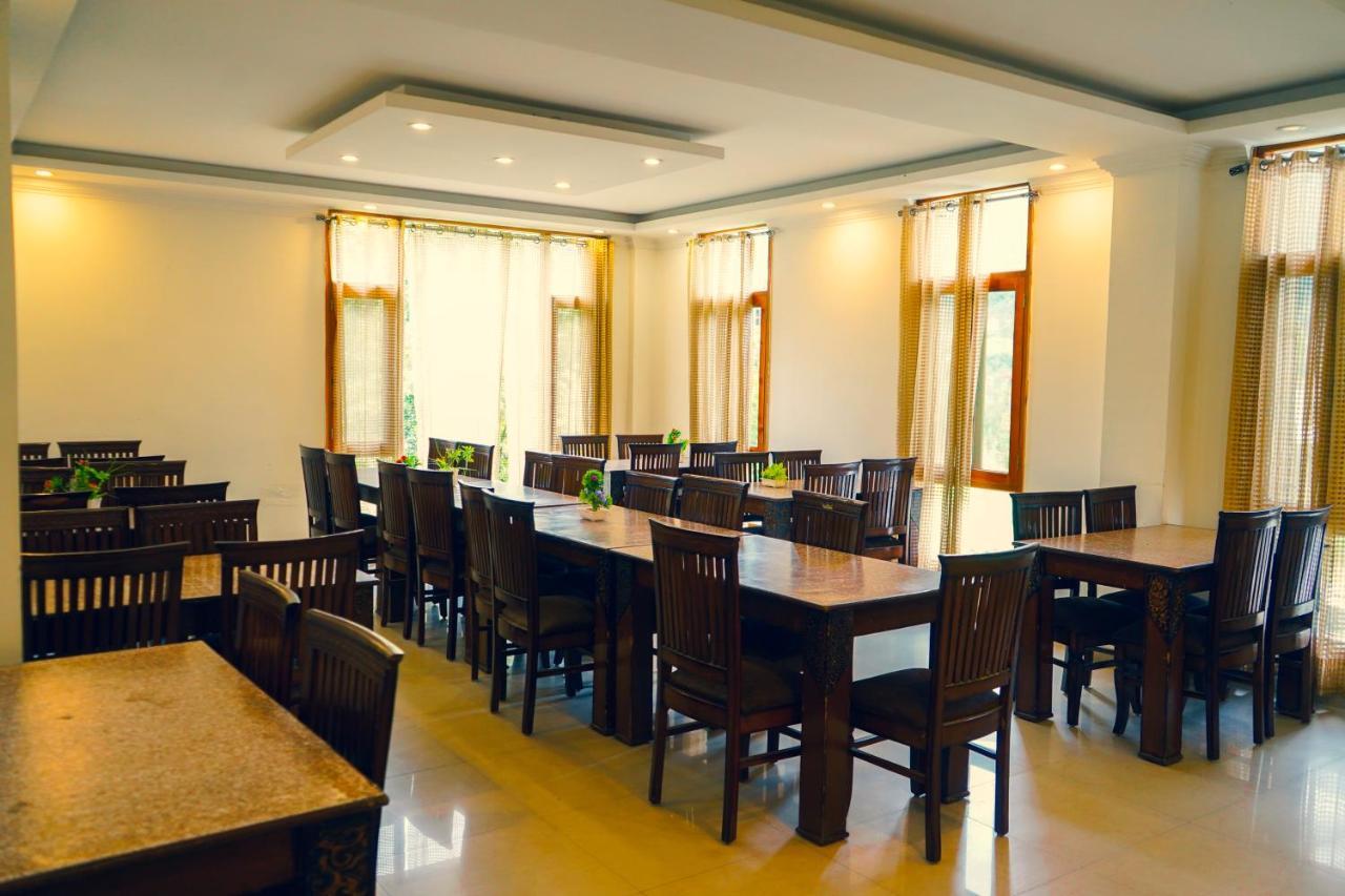 Hotel Akash Regency Manāli Zewnętrze zdjęcie