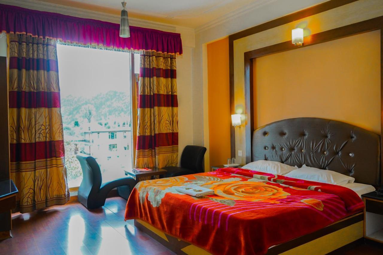 Hotel Akash Regency Manāli Zewnętrze zdjęcie