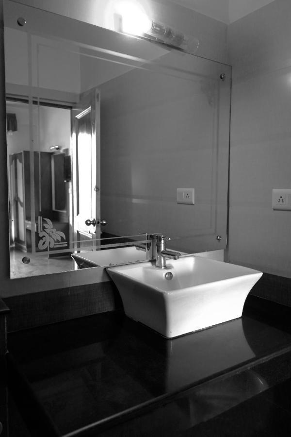 Hotel Akash Regency Manāli Zewnętrze zdjęcie