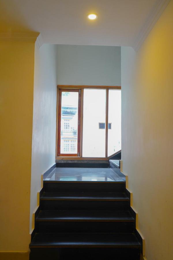 Hotel Akash Regency Manāli Zewnętrze zdjęcie